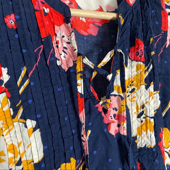 Old Navy Floral Swing Dress - Picture 5 of 6